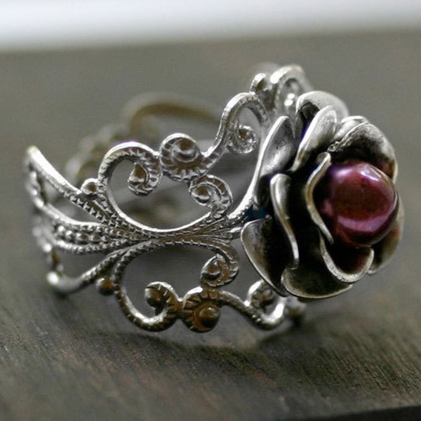 Pearl Rose Ring in Silver with Cranberry Pearl