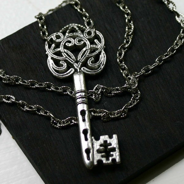 Collar de llave de esqueleto en plata antigua - Steampunk