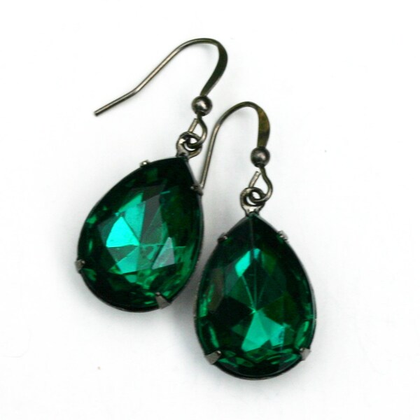 Emerald Earrings - Crystal Teardrops