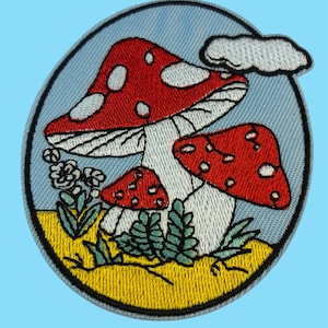 Toppa ricamata a forma di fungo – Toppa forestale con funghi rossi – Toppa natura cottagecore – Toppa termoadesiva/da cucire per giacca, zaino, cappello nuvola
