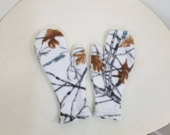 Fleece White camouflage children's mittens