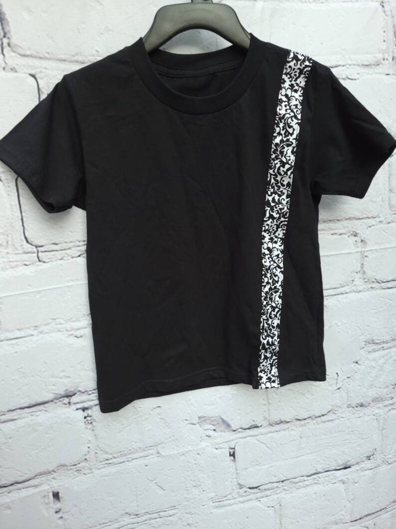 Kid's 6T T-shirt unisex black with black white cotton band image 1