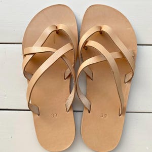 minimalist-barefoot-leather-sandals-top-view-slip-on.jpg
