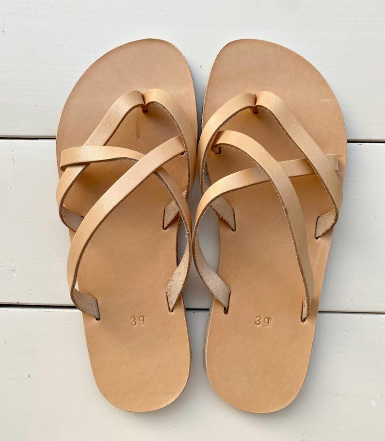 minimalist-barefoot-leather-sandals-top-view-slip-on.jpg