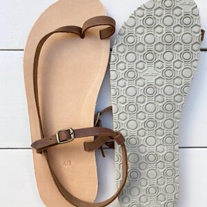 Sandales pieds nus avec semelle Vibram et lanières réglables, sandales en cuir, sandales pieds nus, sandales grecques, sandales pour femmes, pieds nus pour femmes Marron