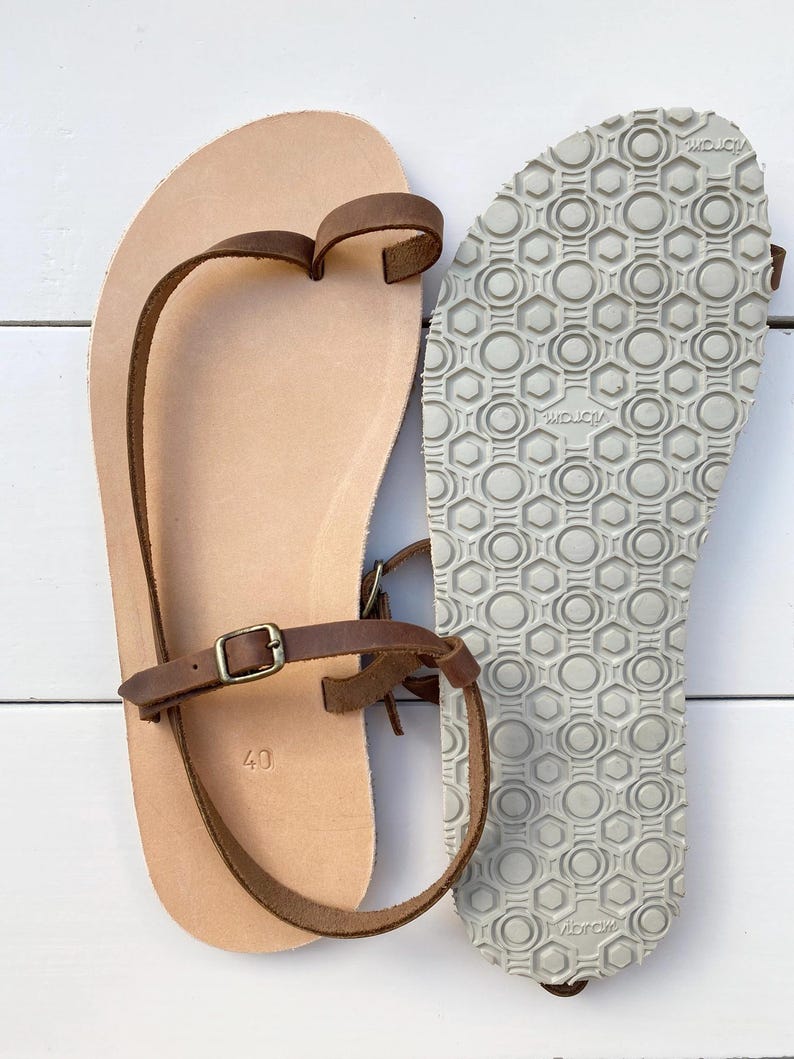 Sandales pieds nus avec semelle Vibram et lanières réglables, sandales en cuir, sandales pieds nus, sandales grecques, sandales pour femmes, pieds nus pour femmes Marron