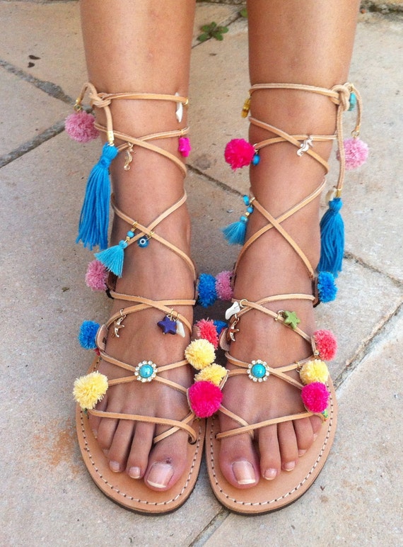 flip flops with pom poms