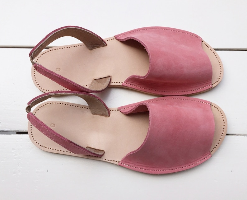 Rosa lädersandaler, lädersandaler dam, sandaler med remmar, sommarsandaler, grekiska sandaler, bekväma sandaler, peep toe-sandaler bild 5