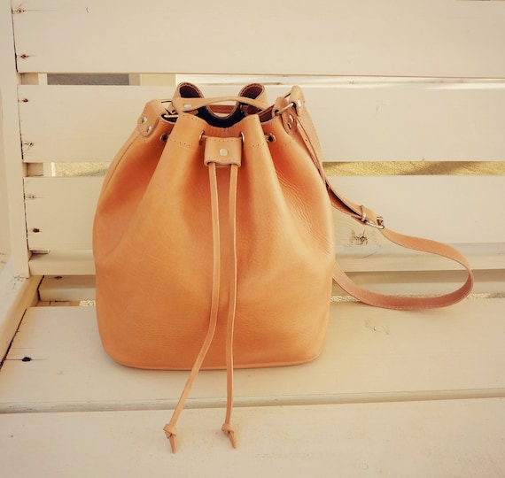 Etsy store bucket bag