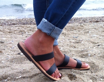 Strappy Black Greek Leather Sandals: Classic Women's Style