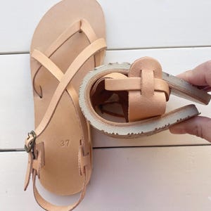 Flexible barefoot sandals made of soft suede leather, bendable minimalist sole