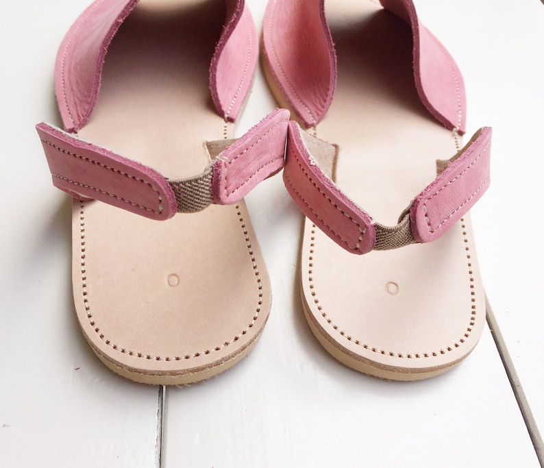 Rosa lädersandaler, lädersandaler dam, sandaler med remmar, sommarsandaler, grekiska sandaler, bekväma sandaler, peep toe-sandaler bild 7