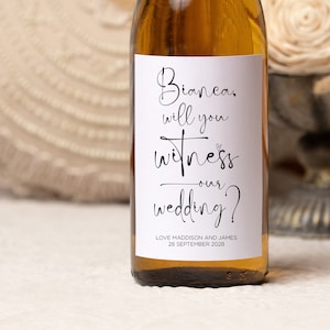 Serez-vous témoin de notre étiquette de vin de mariage, demande de cadeau pour les jeunes mariés, autocollant de demande pour une fête nuptiale, proposition de lecteur personnalisée