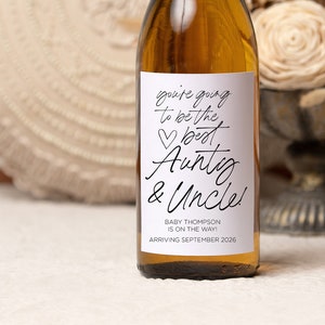 Pregnancy Announcement Wine Label for Aunty & Uncle Friends, Pairs Well With Becoming Aunt to Be Gift, Baby Pregnant Reveal Stickers Sister