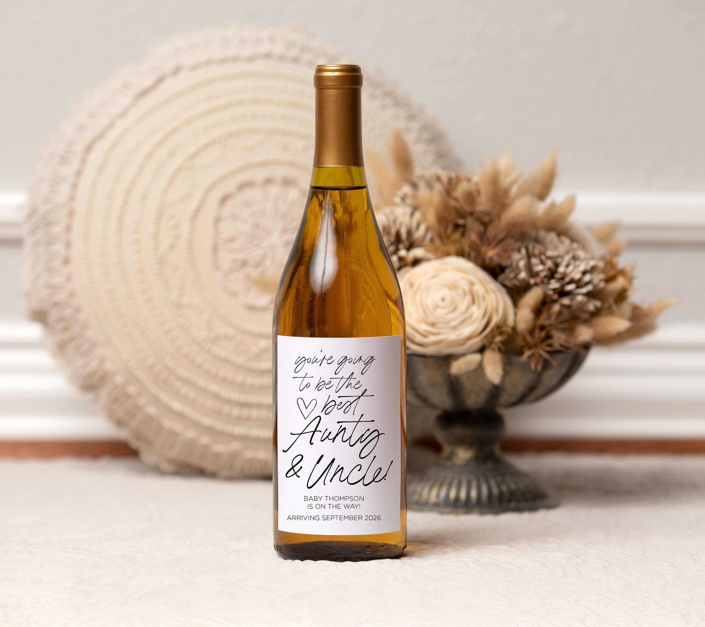 Pregnancy Announcement Wine Label for Aunty & Uncle Friends, Pairs Well With Becoming Aunt to Be Gift, Baby Pregnant Reveal Stickers Sister