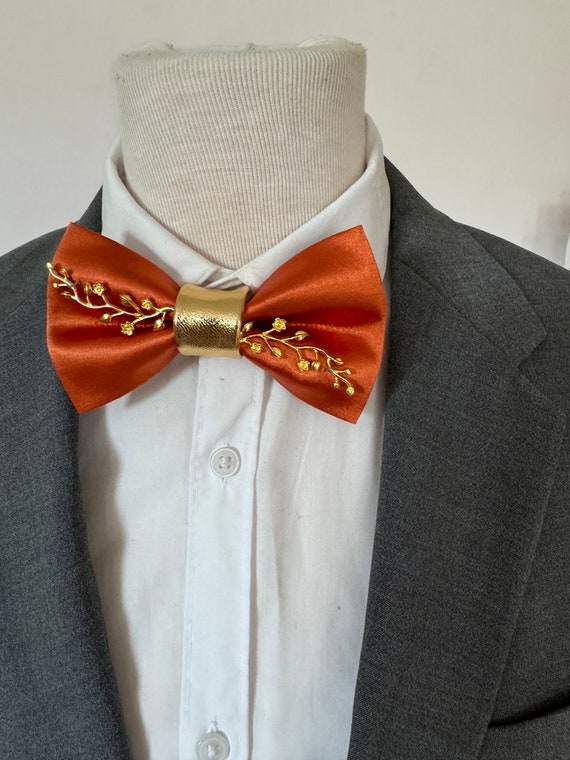 Conjunto de flor de lapela de gravata borboleta masculina de cetim