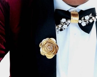 Mens elegant flower brooch pin, rose petal gold flower lapel pin, lapel flower Boutonniere, gold leather wedding lapel pin mens gift groom