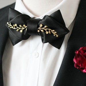 Black bowtie, Gold men's pointed bow tie for men, gold wedding bow tie black satin bowtie bow tie formal attire groomsmen gift set boys prom