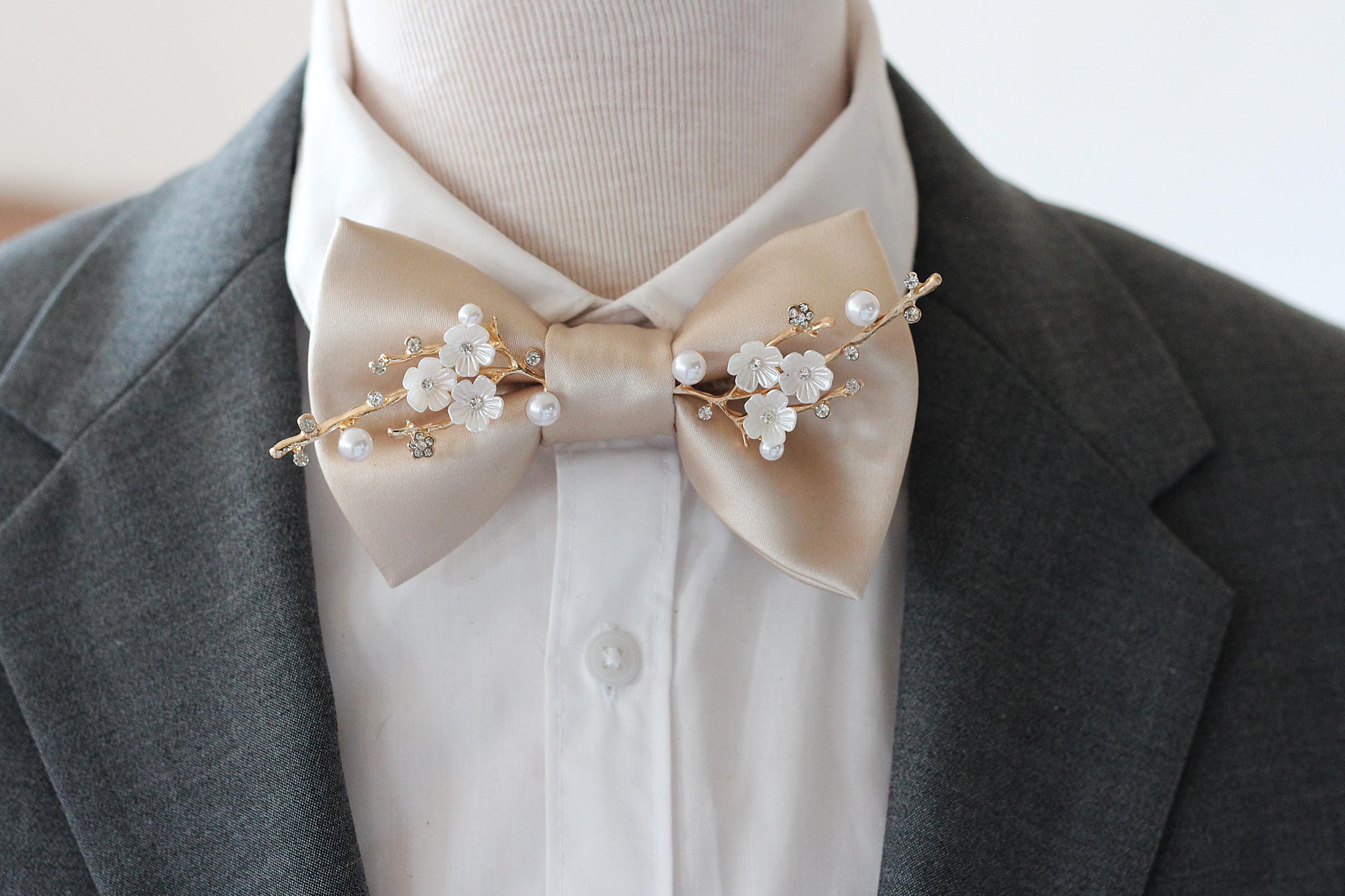 silver and gold bow tie