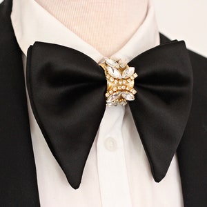 Big Black and gold satin oversized butterfly bow tie with crystals, black gold satin bow tie rhinestones, groomsmen gift set, prom suit set