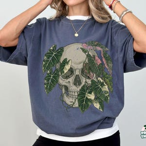 Alocasia Shirt for Rare Plant Collectors Edgy Houseplant T-shirt Gift for Plant Mom or Dad Indoor Planty Merch Skull Botanical Tops