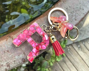 Llavero de resina personalizado con inicial / Dije de mariposa roja con piedras preciosas / Regalo de San Valentín