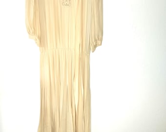 Vintage 100% Silk Pleated Dress with Embroidery