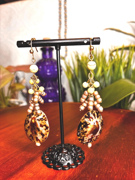 Silver beaded shell dangle earrings. - image 1