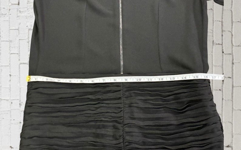 NWT BCBG Max Azria Black Lindzey Ruched Skirt SS Mini Dress Size 8 immagine 14