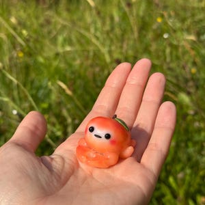 Handmade peach crab figurine - Cute polymer clay desk friend - Unique gift - Home decoration - Animal figurine - Clay sculpture - Charm