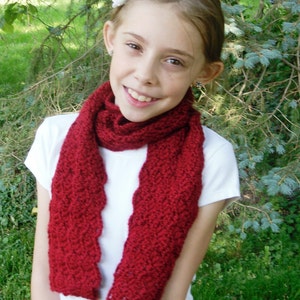 Red Crochet Scarf image 3