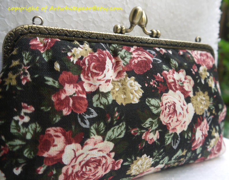 Kiss Lock Frame Wristlet Bridesmaids GiftHandbagPurses Etsy