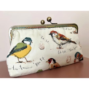 Bolsa de armazenamento de viagem Birds Kiss Lock, bolsa para eletrônicos, suporte para carregador Bluetooth para óculos de sol, bolsa para acessórios de tecnologia, organizador de maquiagem, bolsa de cosméticos