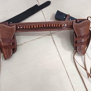Handmade Leather Revolver Holster: Western Cowboy Action, Ammo Loops