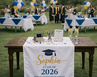 Camino de mesa personalizado para graduación 2026, decoración personalizada con el nombre de la promoción de 2026, decoración para mesa de fiesta de graduación, centro de mesa para fiesta de graduación.