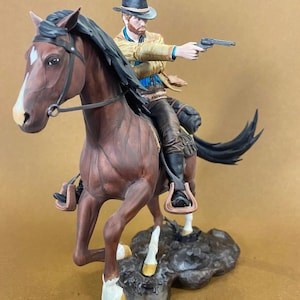 Arthur Morgan Statue – Hand Painted Resin Figure – Red Dead Redemption Collectible