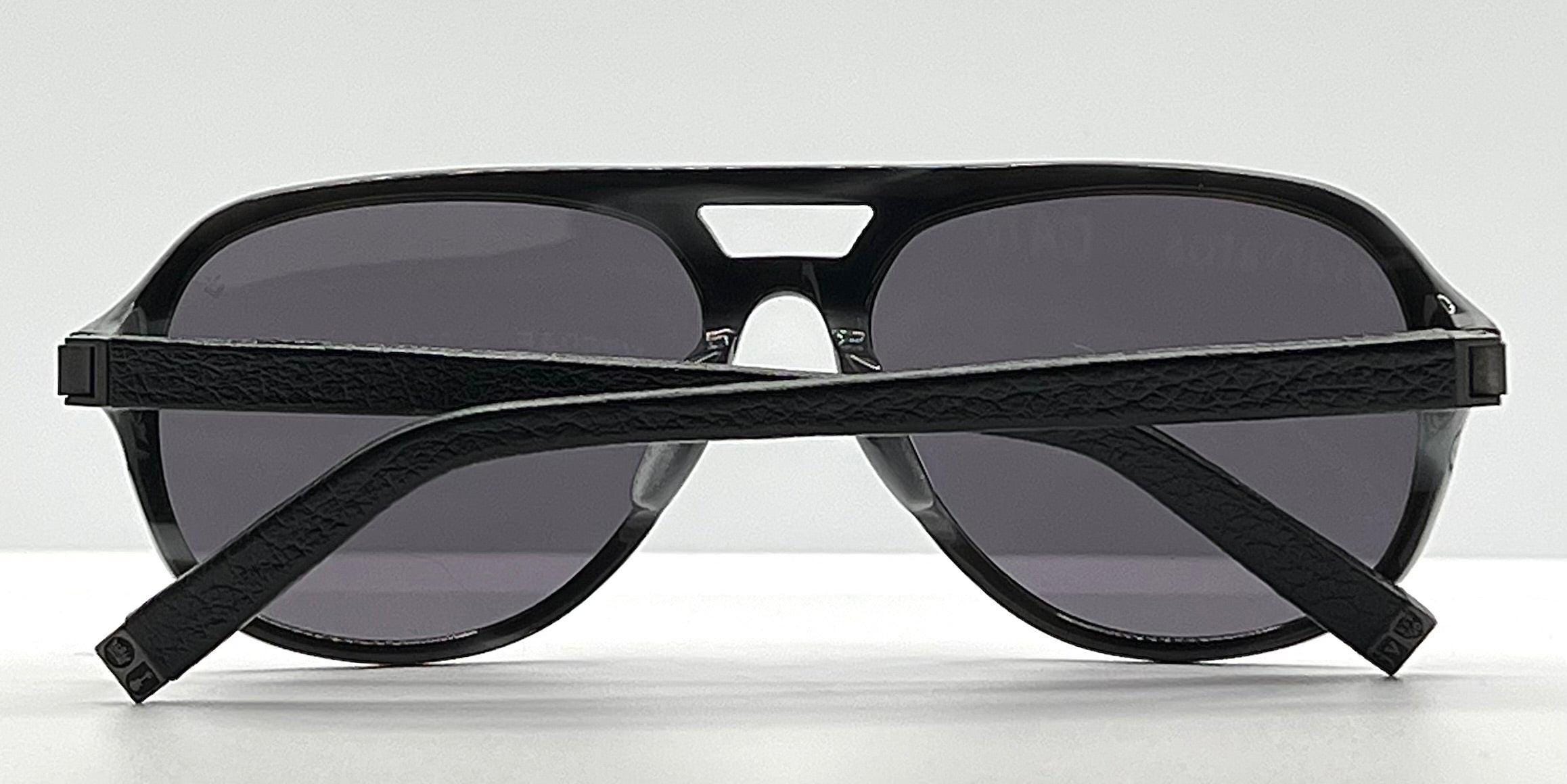 varvatos v737 unisex sunglasses. John Varvatos Mens Gold Metal Aviator Sunglasses, Green Lens  main image 2