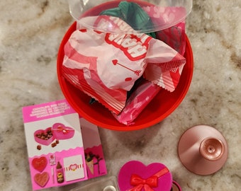 MGA's Miniverse Make It Mini Food Valentine, Easter, and Christmas Series 1