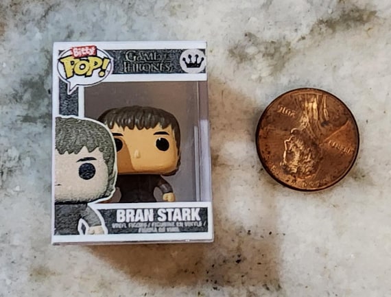 Funko Bitty Pop! ST SZN1 - Hopper 4pkE Una Mini Figura Misteriosa A Sorpresa 0 9 Inch 2 2 Cm Stranger Things Da Collezione Ripiano Espositivo Impilabile Incluso Idea Regalo Tv Fans