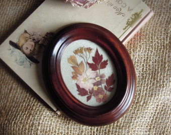 Vintage oval wood frame with Dried Flowers / Signed / Red Yarrow Verbena Larkspur Red Salvia Wild Leaves