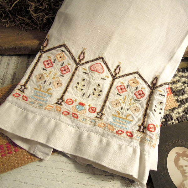 Vintage / Antique Linen Tea Towel / Hand Stitched / Swedish Style / Embroidered Linen / Swedish Linens