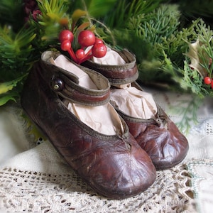 Antique Victorian Edwardian Children&#39;s Mary Jane Shoes / Brown Girl&#39;s Button Leather Shoes