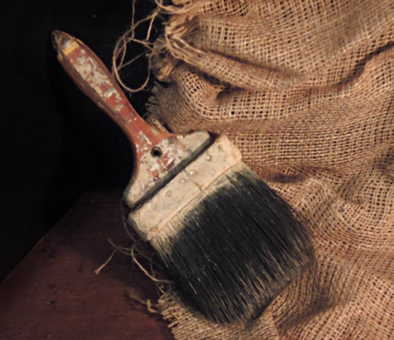 Vintage Large Paint Brush / Natural Bristles / Wooden Handle / Paint  Brushes / Artist's Pain Bush / Wall Paper Brush 
