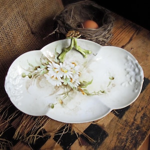 Antique William Guérin Split Handle Tray Porcelain Serving Plate / Hand Painted Daisies Limoges Plate by the William Guérin Co.