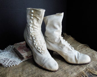 Antique Victorian Women's Edwardian White Canvas Shoes / White Button Up High Top Boots Wood Heels