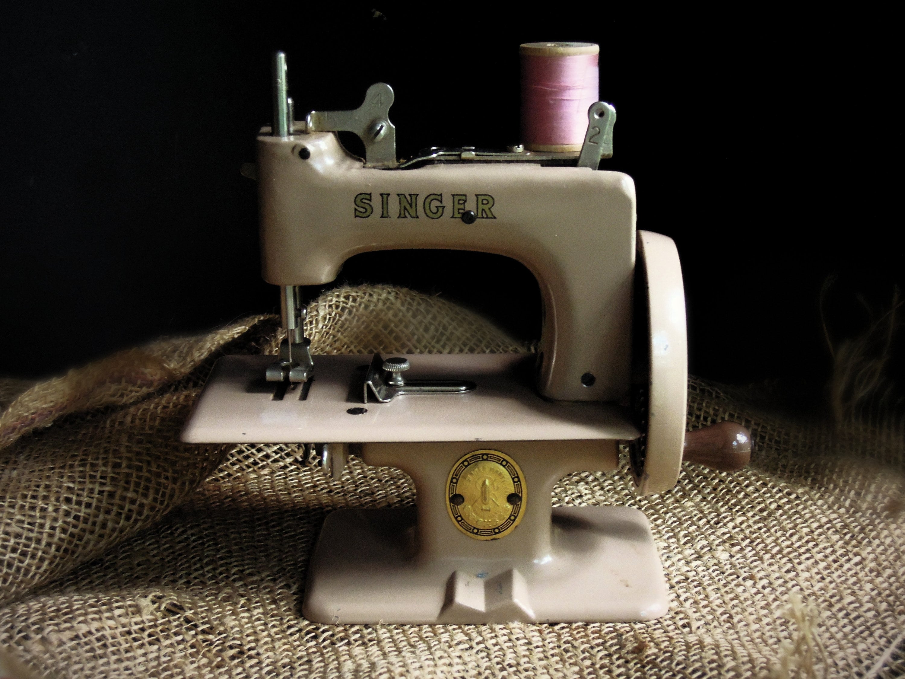 Singer Sewhandy Toy Sewing Machine Needles, Copy of Instructions and Spool  Felts for Singer 20-10 Rectangular Base-no MACHINE INCLUDED 