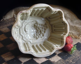 Antique Ironstone Mold Grape Design / IronstoneIce Cream Mold Jello Mould / Butter Mold Aspic Pudding Mold England