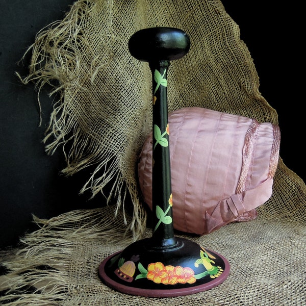 Vintage Hat Stand / Hand Painted Tole Hat Stand / Millinery Hat Stand / Shop Display
