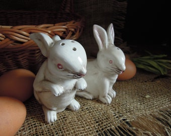 Vintage Bunny Rabbit Salt and Pepper Shakers / Holiday Easter Salt and Pepper Shakers / Pottery Bunny Shaped Salt and Pepper