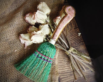 Vintage Italian Florentine Hand Whisk Broom / Gold Gilt Pink and Gold / Shabby Cottage Chic